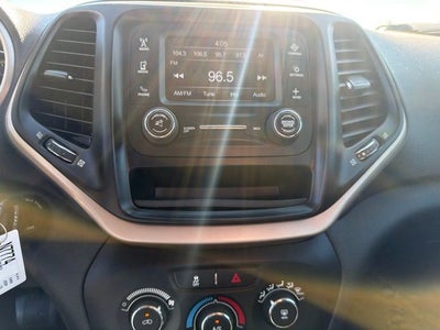 2015 Jeep Cherokee Sport