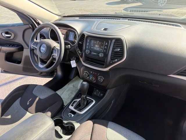 2015 Jeep Cherokee Sport