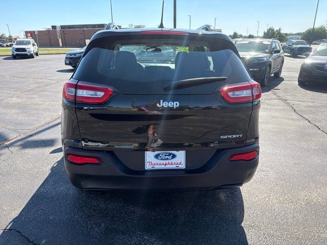 2015 Jeep Cherokee Sport
