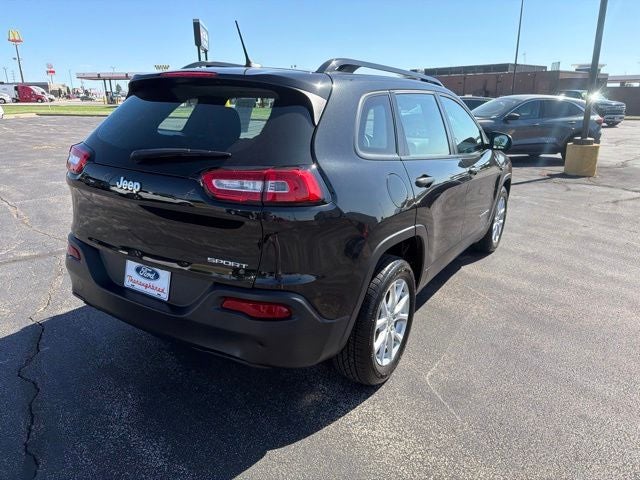2015 Jeep Cherokee Sport