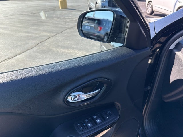2020 Jeep Cherokee Altitude