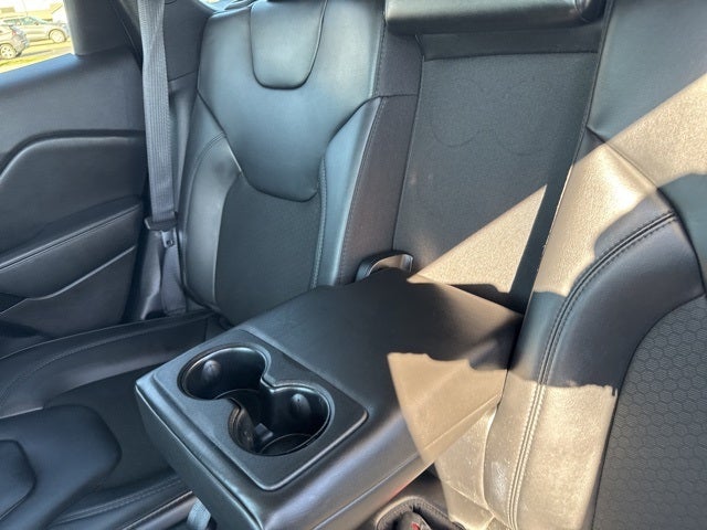 2020 Jeep Cherokee Altitude