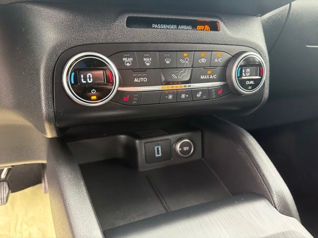 2020 Ford Escape Hybrid Titanium