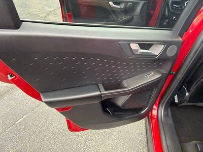 2020 Ford Escape Hybrid Titanium