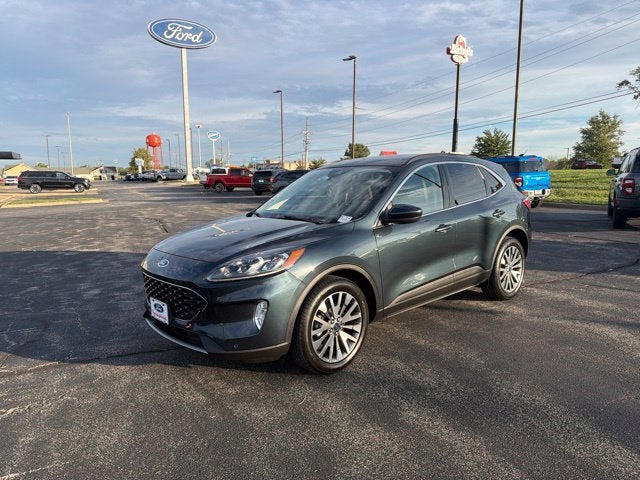 2022 Ford Escape Titanium