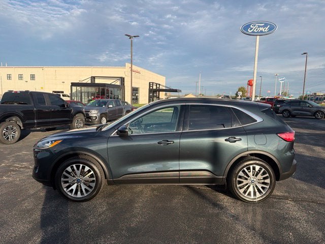 2022 Ford Escape Titanium