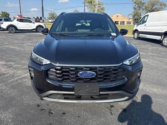 2026 Ford Escape Hybrid ST-Line Select