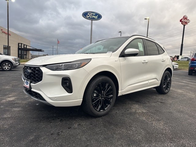 2026 Ford Escape ST-Line Elite