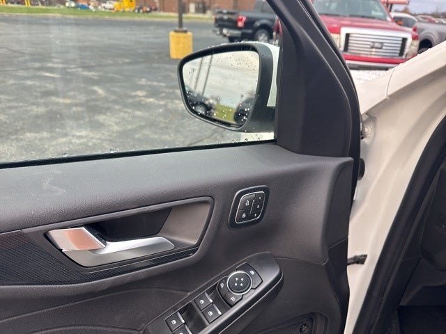 2026 Ford Escape ST-Line Elite