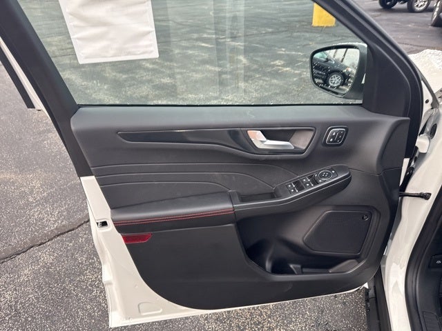 2026 Ford Escape ST-Line Elite