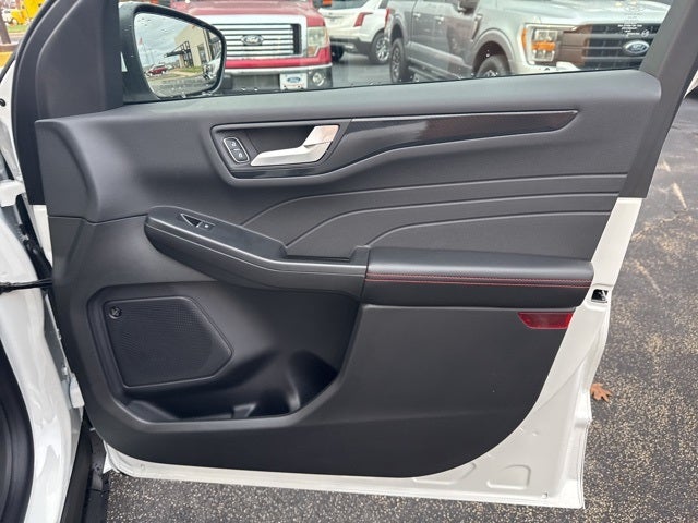 2026 Ford Escape ST-Line Elite