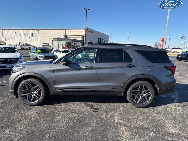 2025 Ford Explorer ST-Line ST-Line