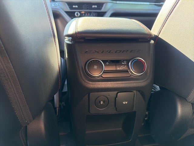 2025 Ford Explorer ST-Line ST-Line