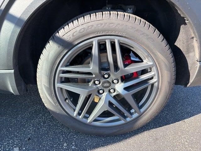 2025 Ford Explorer ST-Line ST-Line