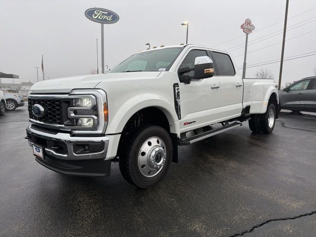 2026 Ford F-450SD Lariat DRW