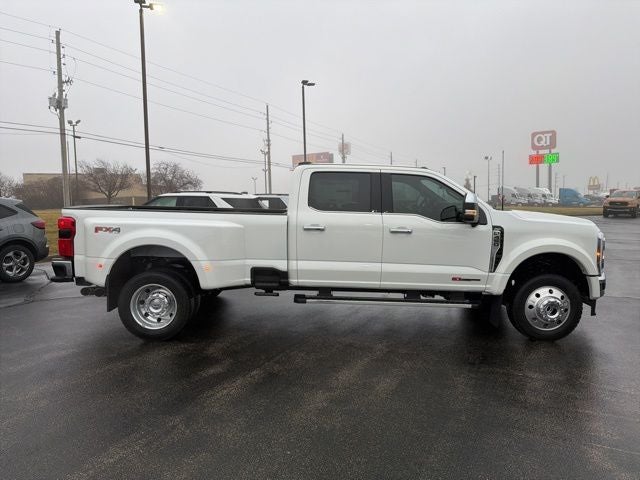 2026 Ford F-450SD Lariat DRW