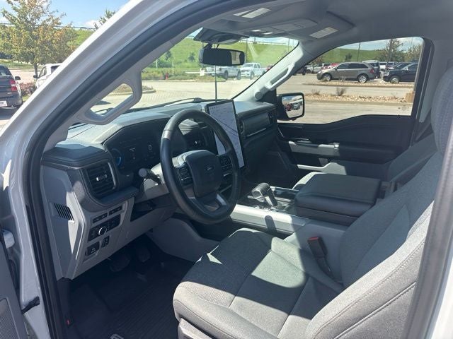 2024 Ford F-150 Lightning Flash