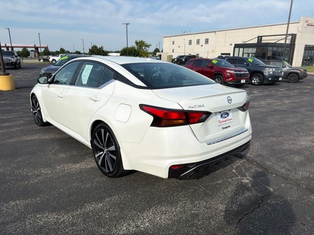 2022 Nissan Altima 2.5 SR