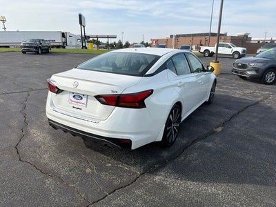 2022 Nissan Altima 2.5 SR