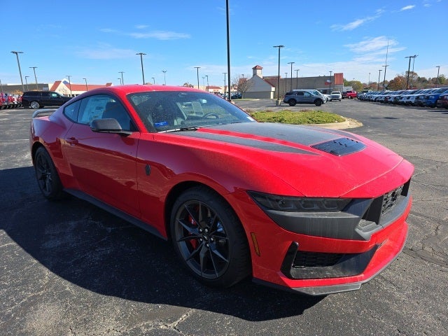 2025 Ford Mustang Dark Horse