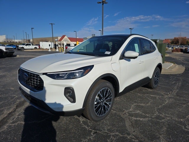 2025 Ford Escape Plug-In Hybrid Base
