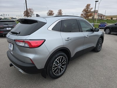 2022 Ford Escape Plug-In Hybrid Titanium