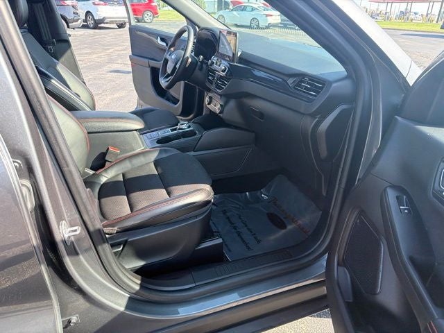2024 Ford Escape Hybrid ST-Line