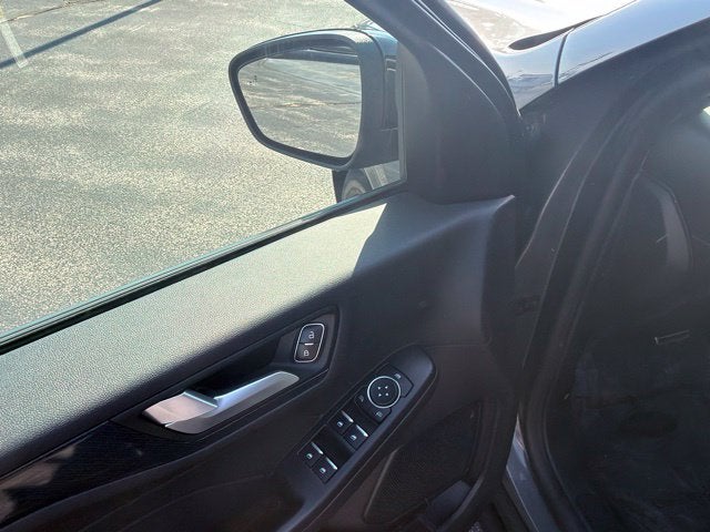 2024 Ford Escape Hybrid ST-Line