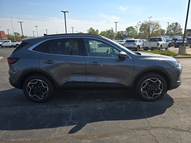 2026 Ford Escape Hybrid Platinum