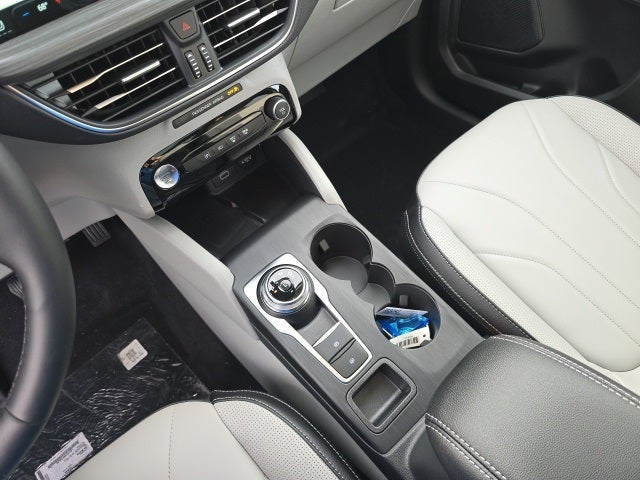 2026 Ford Escape Hybrid Platinum