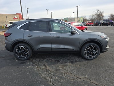 2026 Ford Escape Hybrid Platinum
