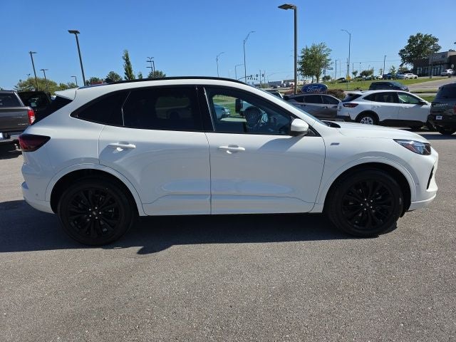 2024 Ford Escape ST-Line Elite