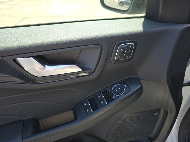 2025 Ford Escape Hybrid ST-Line Elite