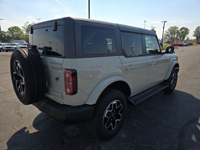 2025 Ford Bronco Outer Banks