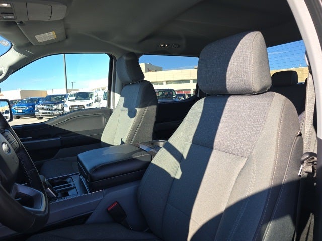 2024 Ford F-150 Lightning Flash