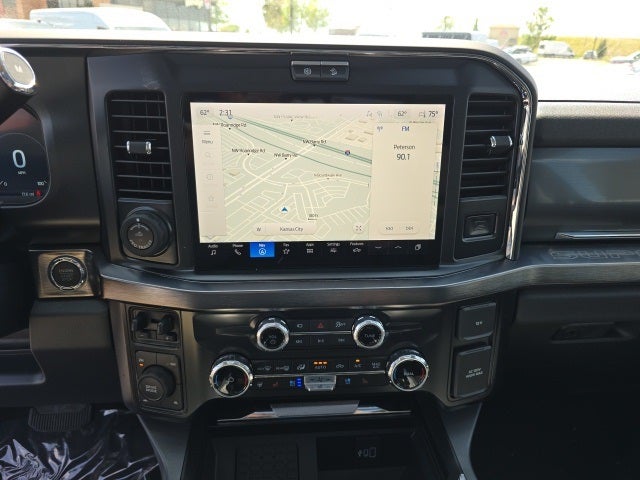 2025 Ford F-350SD Lariat