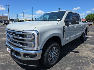 2025 Ford Super Duty F-350® Lariat®