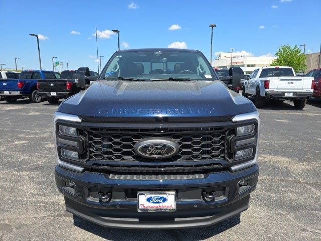 2025 Ford F-350SD Lariat