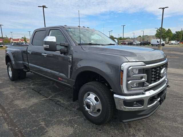 2027 Ford F-350SD Lariat DRW