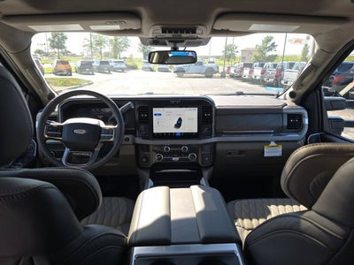 2027 Ford F-350SD Platinum DRW