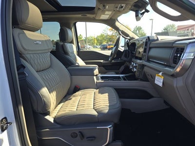 2027 Ford F-350SD Platinum DRW