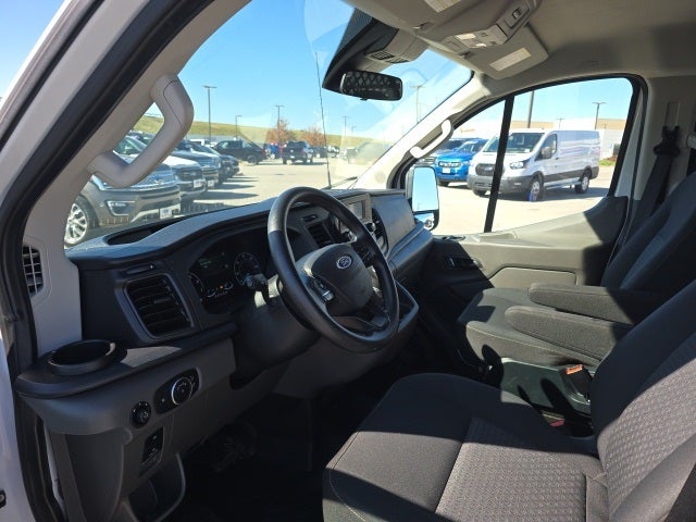 2022 Ford Transit-250 Base