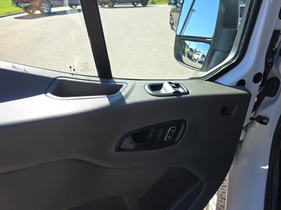 2022 Ford Transit-250 Base