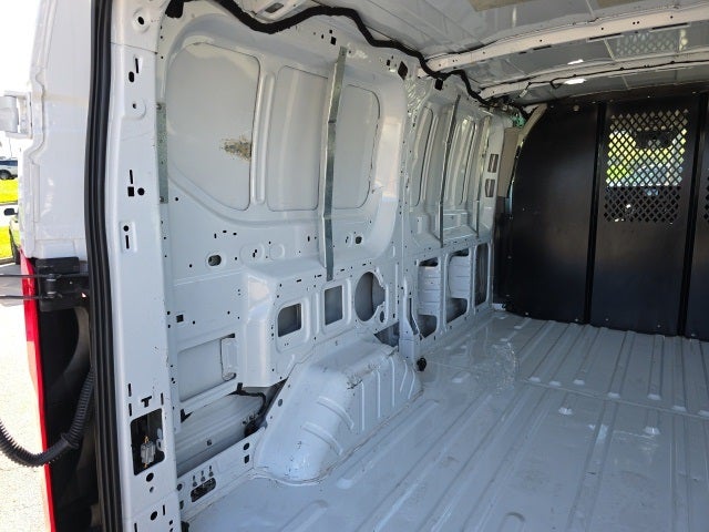 2022 Ford Transit-250 Base