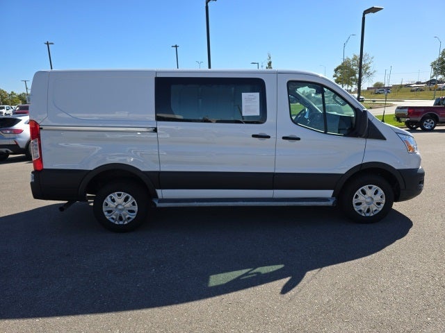 2022 Ford Transit-250 Base