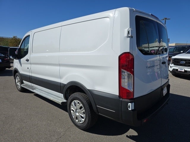 2022 Ford Transit-250 Base