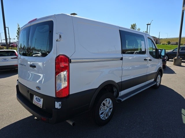2022 Ford Transit-250 Base