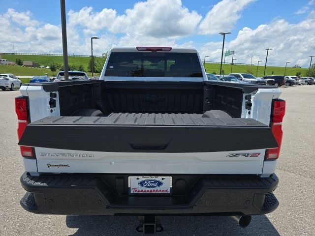 2025 Chevrolet Silverado 2500HD ZR2