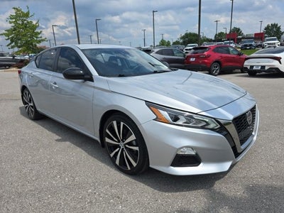 2022 Nissan Altima 2.5 SR