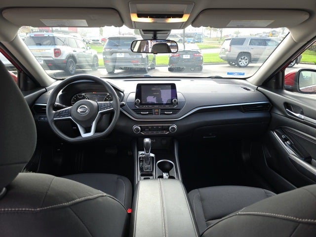 2021 Nissan Altima 2.5 SV